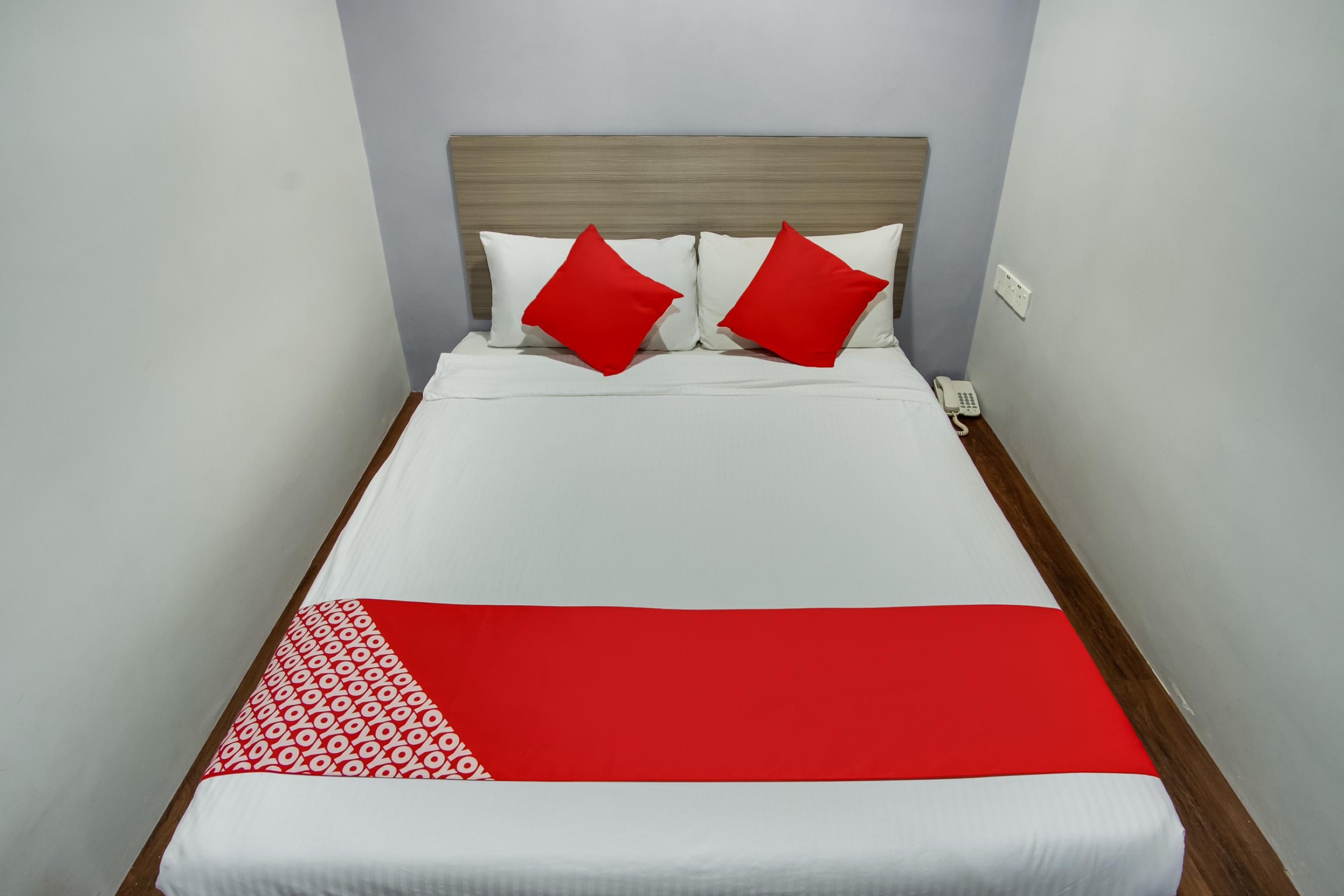โอโย 89480 ดรีมเฮาส์ โฮเต็ล Hotel สกูได ภายนอก รูปภาพ
