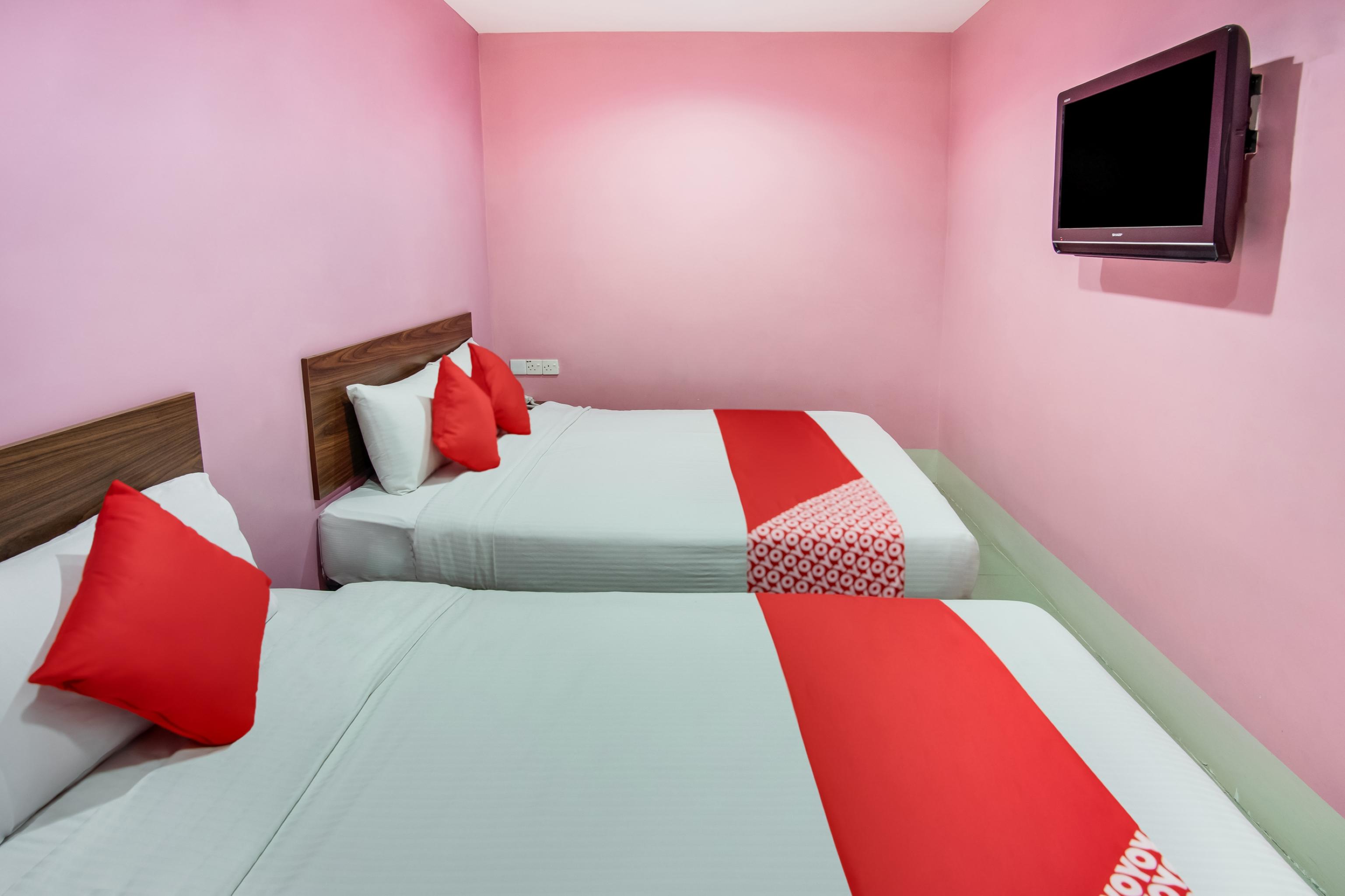 โอโย 89480 ดรีมเฮาส์ โฮเต็ล Hotel สกูได ภายนอก รูปภาพ