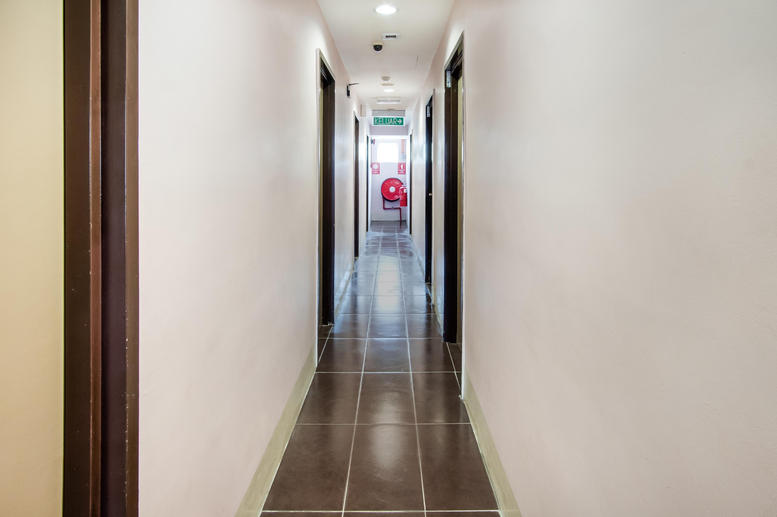 โอโย 89480 ดรีมเฮาส์ โฮเต็ล Hotel สกูได ภายนอก รูปภาพ
